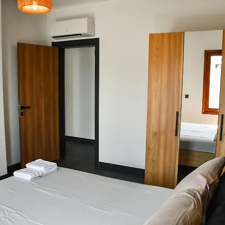 No 17 - ヴィラ Karaoz