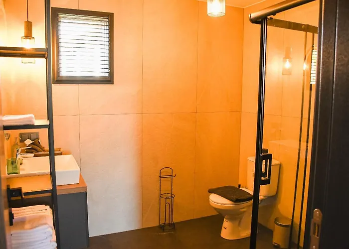 No 17 - Вилла Караоз