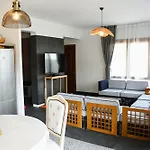 No 17 - Villa